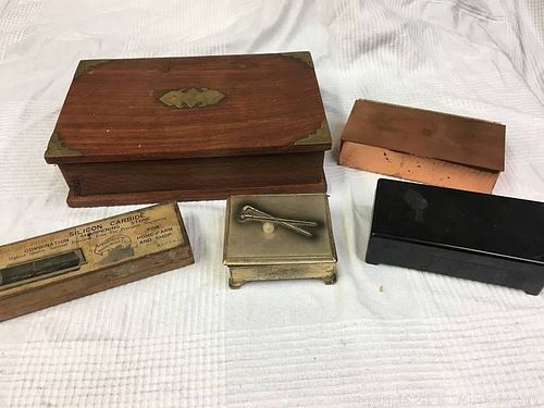 Lot #0075 (1 of 7)