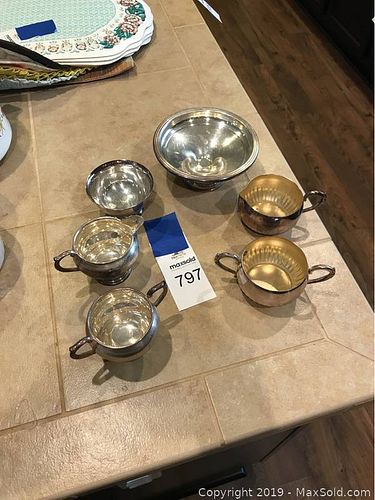 Lot #0797 (1 of 5)