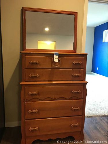 Lot #0817 (1 of 8)