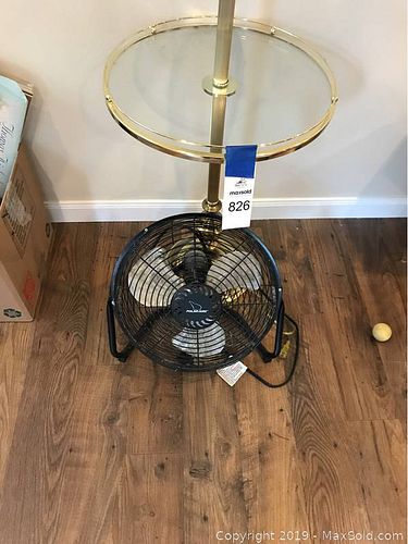 Lot #0826 (1 of 4)