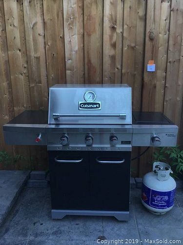 Lot #0018 (1 of 9)