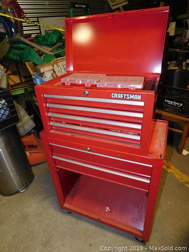 Lot #0407 (1 of 15)