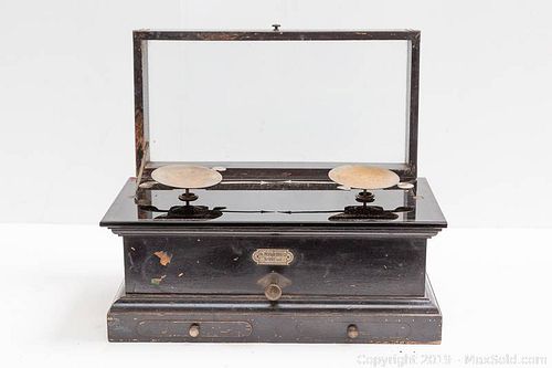 Lot #0054 (1 of 6)