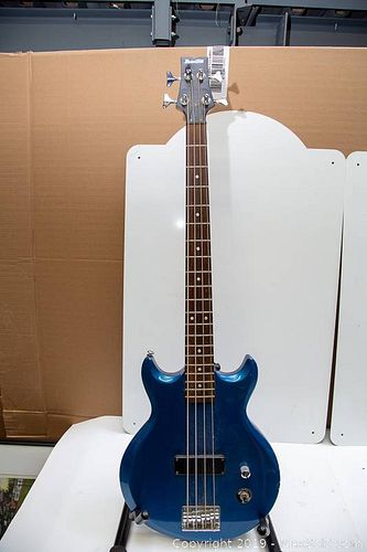 Lot #0081 (1 of 7)