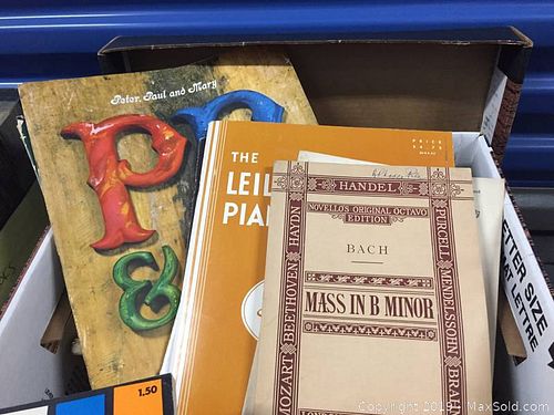 Lot #0023 (1 of 4)