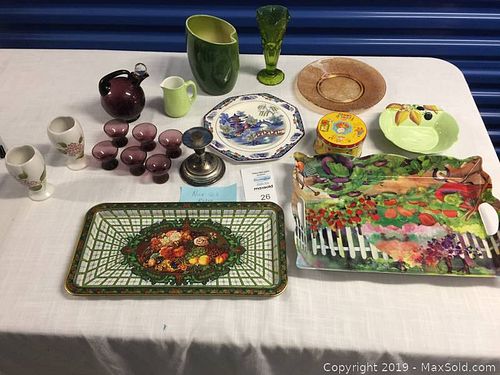 Lot #0026 (1 of 6)