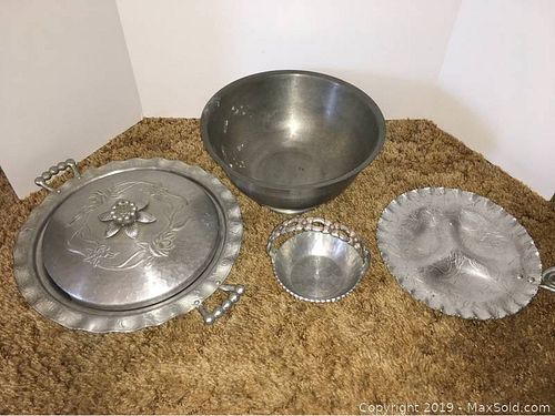 Lot #0019 (1 of 10)