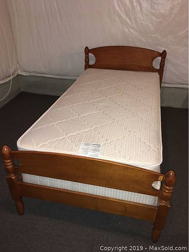 Lot #0067 (1 of 10)