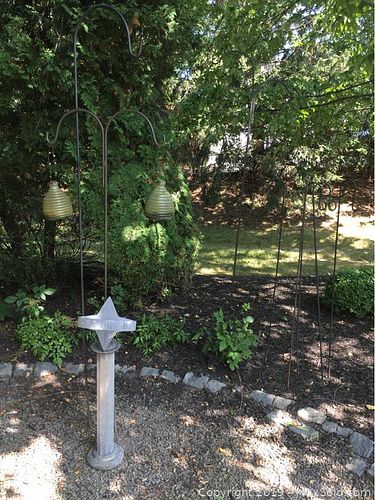 Lot #0148 (1 of 10)