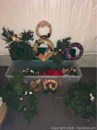 Lot #0159 (1 of 8)