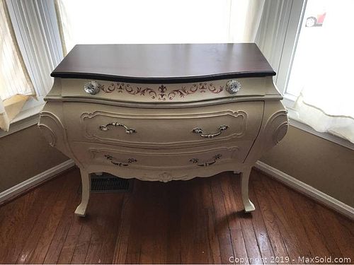 Lot #0333 (1 of 13)