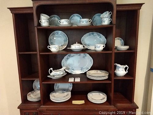 Lot #0368 (1 of 11)