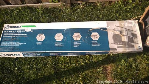 Lot #0099 (1 of 3)