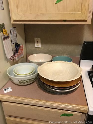 Lot #0290 (1 of 15)