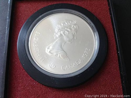 Lot #0019 (1 of 3)
