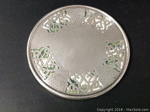 Lot #0044 (1 of 3)