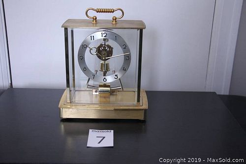 Lot #0007 (1 of 6)