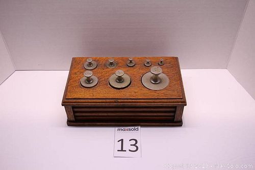 Lot #0013 (1 of 4)