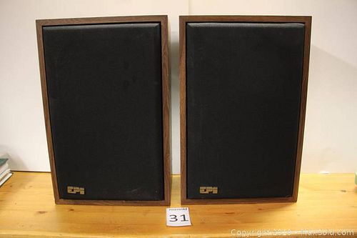Lot #0031 (1 of 8)