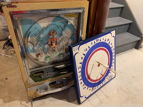 Lot #0416 (1 of 12)