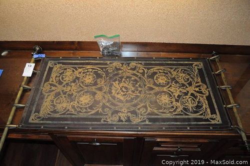 Lot #0019 (1 of 5)