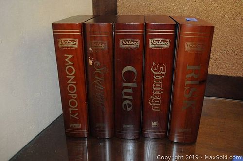 Lot #0022 (1 of 4)