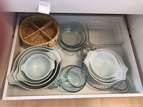 Lot #0290 (1 of 8)