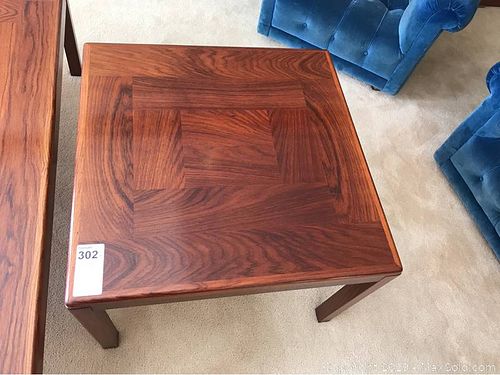 Lot #0302 (1 of 7)