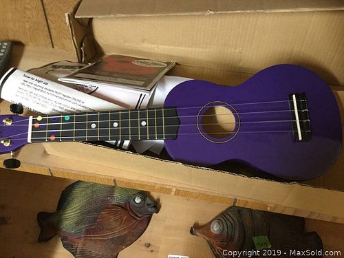 Lot #0815 (1 of 4)