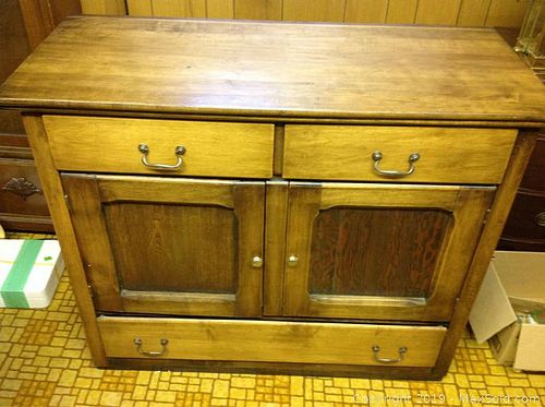 Lot #0846 (1 of 12)