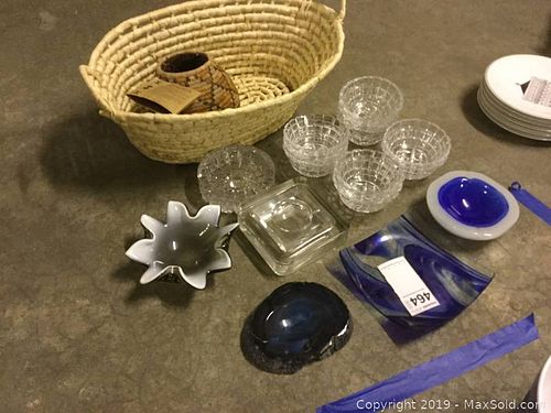 Lot #0464 (1 of 11)