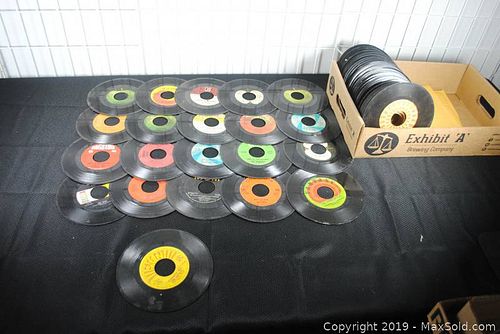 Lot #0061 (1 of 6)