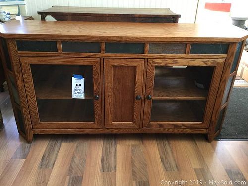 Lot #0110 (1 of 10)