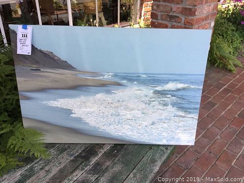Lot #0111 (1 of 8)