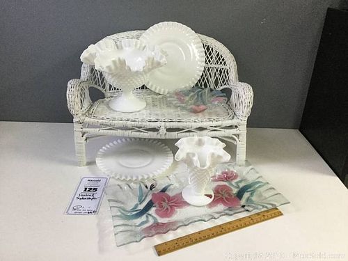 Lot #0125 (1 of 13)