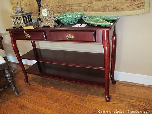 Lot #0211 (1 of 7)