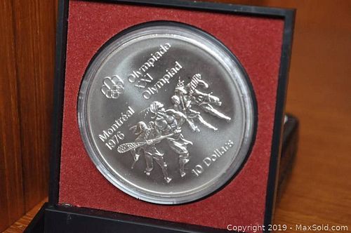 Lot #0716 (1 of 4)