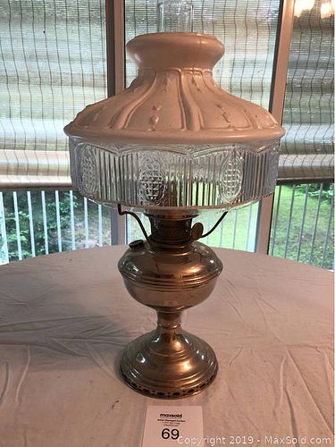 Lot #0069 (1 of 2)