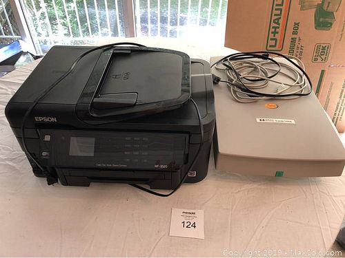 Lot #0124 (1 of 3)