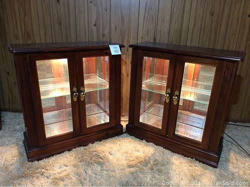Lot #0157 (1 of 3)