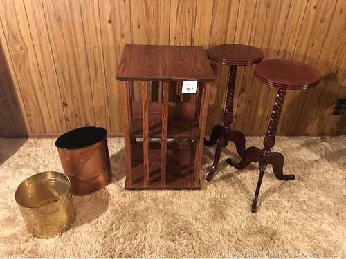 Lot #0161 (1 of 2)