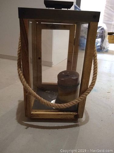 Lot #0014 (1 of 5)