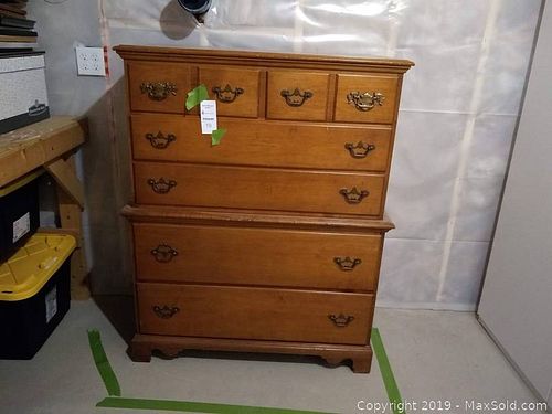 Lot #0019 (1 of 4)