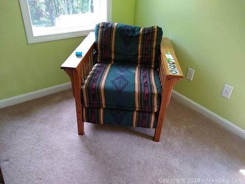 Lot #0028 (1 of 5)