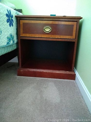 Lot #0029 (1 of 3)