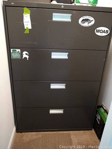 Lot #0058 (1 of 3)