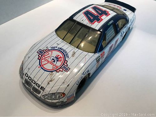 Lot #0043 (1 of 5)