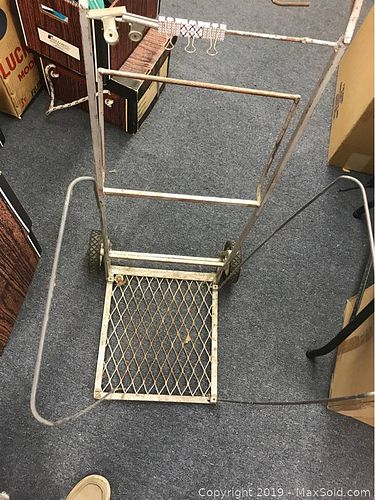 Lot #0103 (1 of 2)