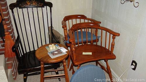 Lot #0895 (1 of 12)