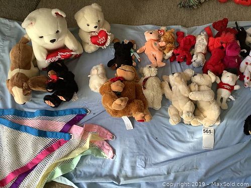 Lot #0565 (1 of 12)